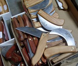 Ordinas Llucmajor Cutlery. Majorcan pocket knives, Mallorcan kitchen knives, folding knives, Trinxet, grafting, fisherman, shepherd