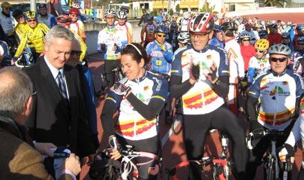 Revista Más Mallorca, patrocinador del equipo oficial de ciclismo de las Islas Baleares