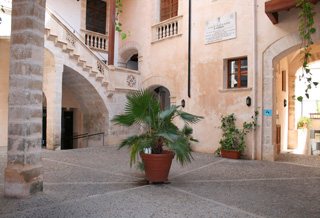 Mallorcas Innenhöfe der Herrenhäuser in Palma