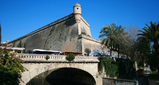 Die Bastione von Sant Pere und del Príncep, gewinnen die befestigte Stadt Palma zurück