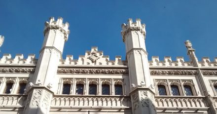 Здания Мэрии Пальма-де-Майорка и Островного совета: интересные образцы стиля барокко и неоготики на Майорке